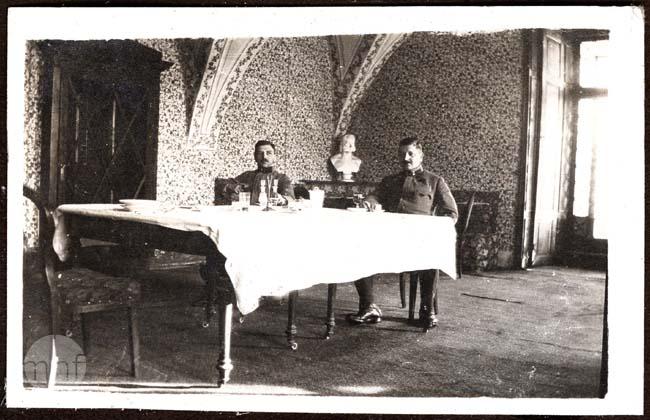 Zator, zamek, wnętrze